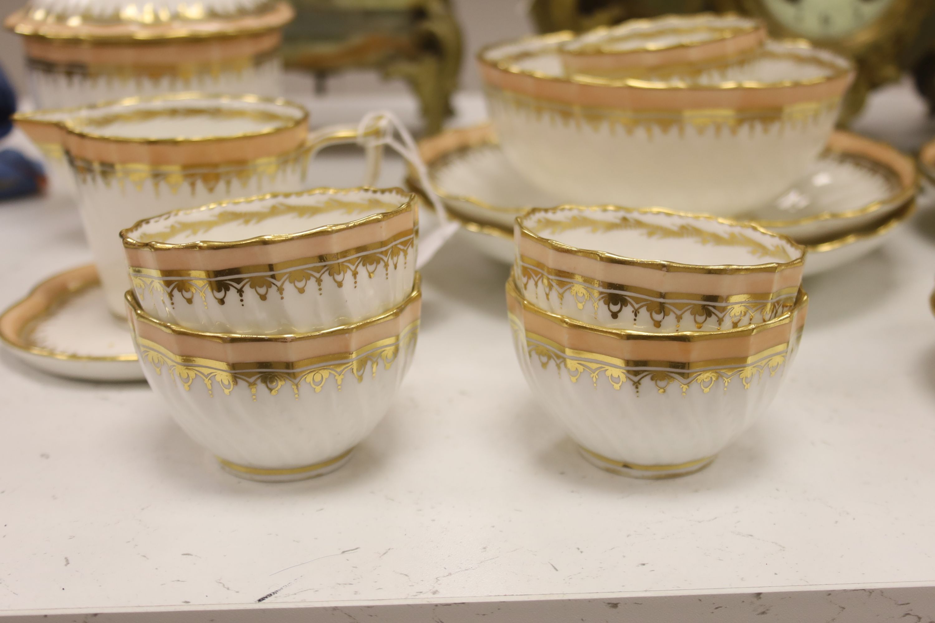 A Derby part tea and coffee set, c.1795, puce marks, pattern number 84